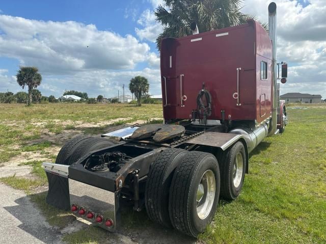 2009 Peterbilt 389