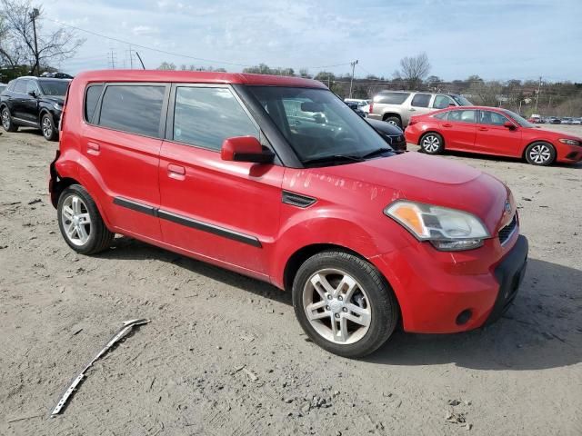 2010 KIA Soul +