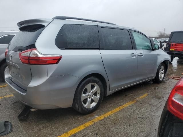 2015 Toyota Sienna LE