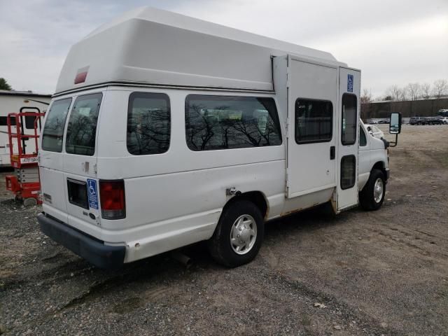 2013 Ford Econoline E350 Super Duty Van