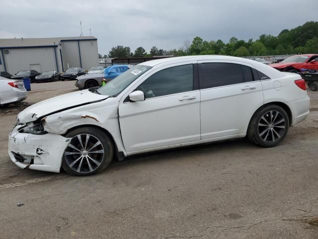 2014 Chrysler 200 Limited