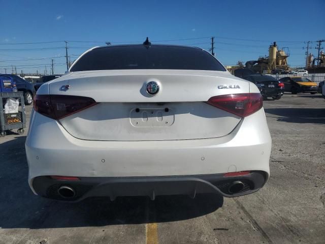 2017 Alfa Romeo Giulia TI