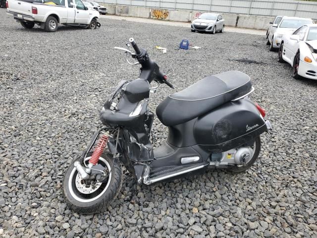 2012 Vespa GTS 300 Super