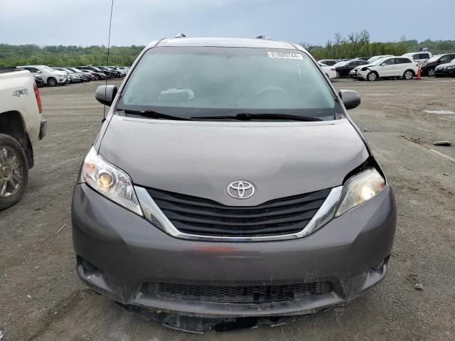 2012 Toyota Sienna LE