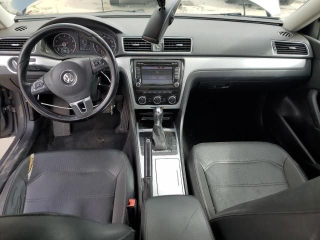 2012 Volkswagen Passat SE