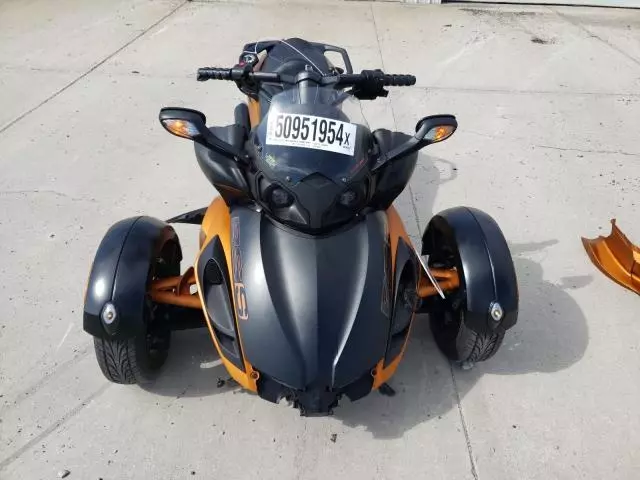 2011 Can-Am Spyder Roadster RS