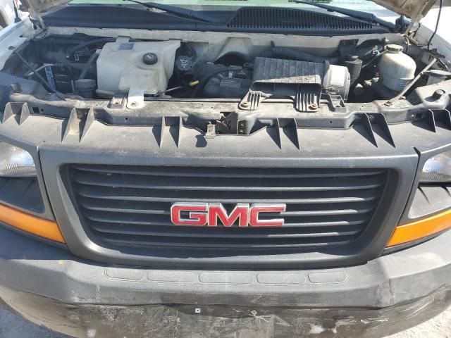 2005 GMC Savana G2500