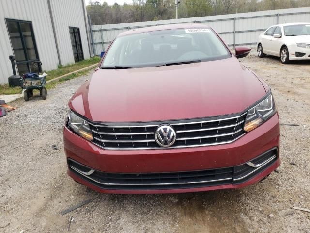 2018 Volkswagen Passat SE