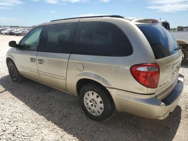 2007 Chrysler Town & Country LX