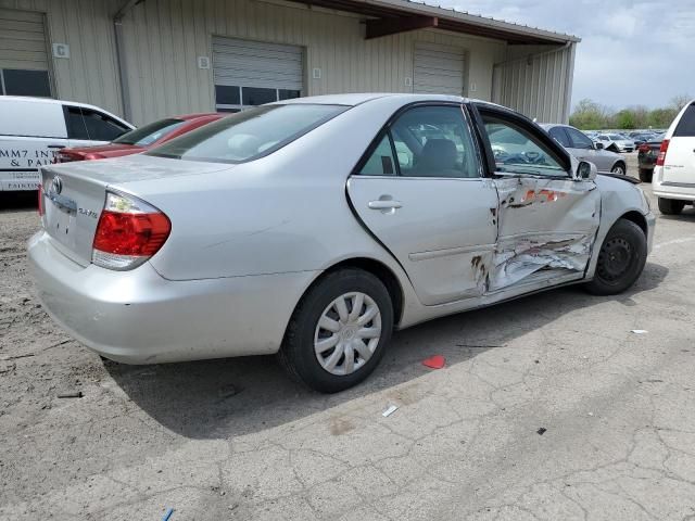 2005 Toyota Camry LE