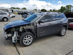 Jeep salvage cars for sale: 2018 Jeep Cherokee Latitude Plus