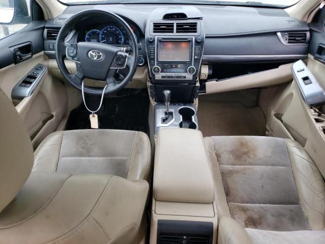 2014 Toyota Camry Hybrid