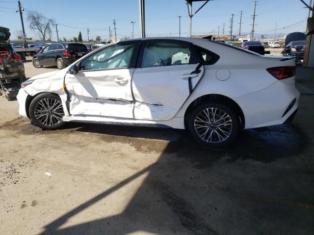 2023 KIA Forte GT Line