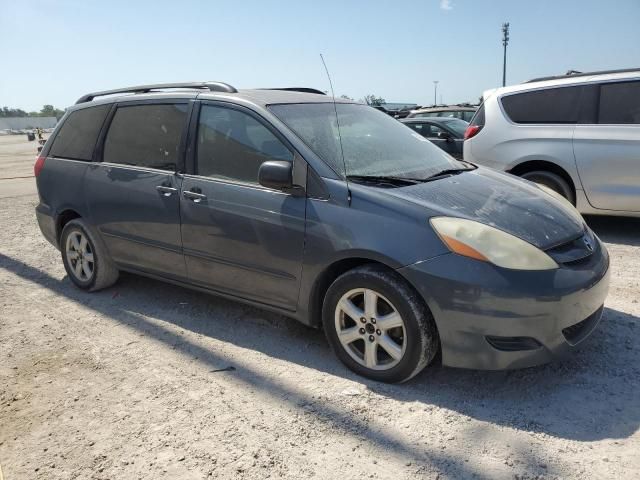 2007 Toyota Sienna CE