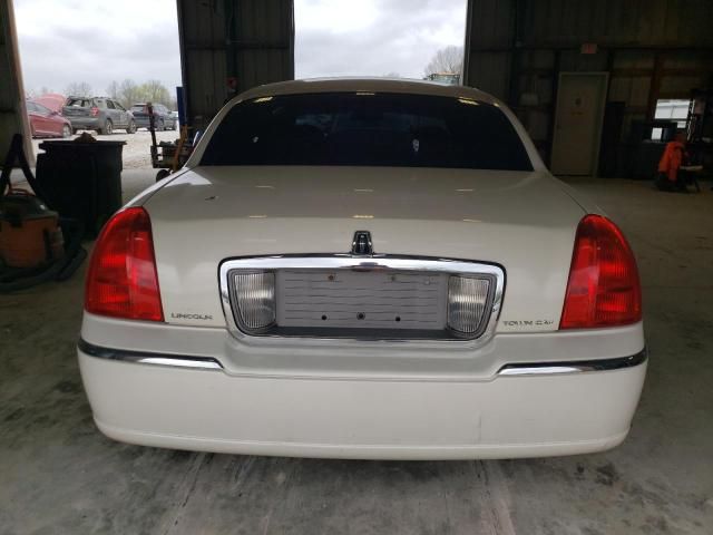 2007 Lincoln Town Car Signature