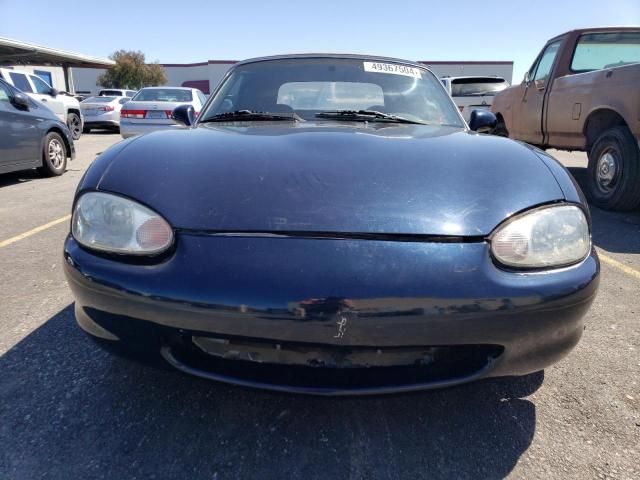 2000 Mazda MX-5 Miata Base