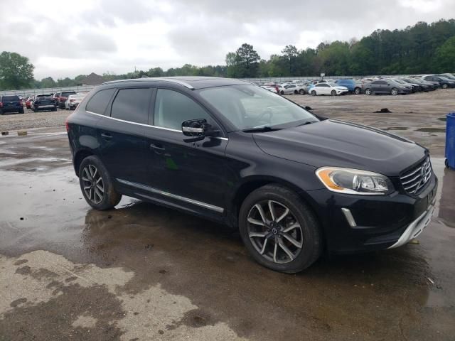 2017 Volvo XC60 T6 Dynamic