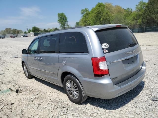 2013 Chrysler Town & Country Touring L