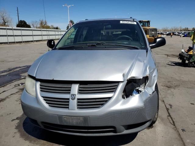 2005 Dodge Caravan SE