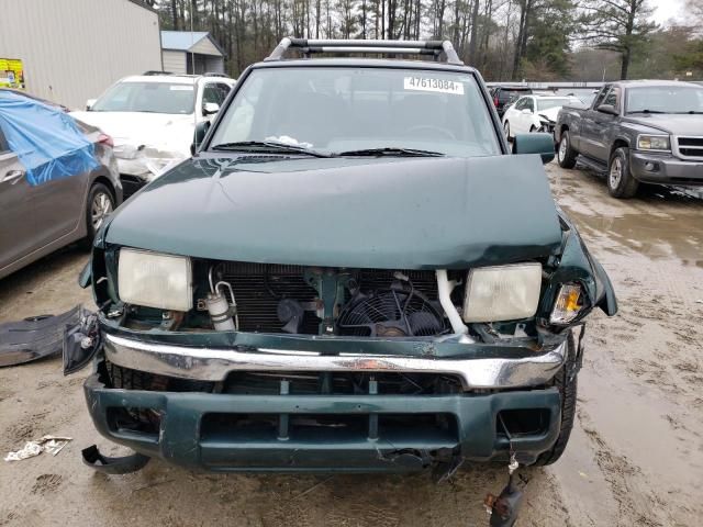 2000 Nissan Frontier Crew Cab XE