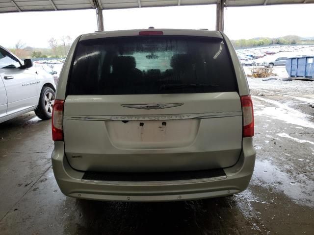 2012 Chrysler Town & Country Touring