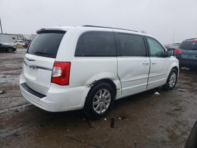 2015 Chrysler Town & Country LX