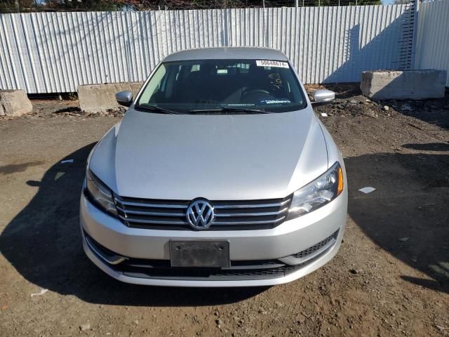 2013 Volkswagen Passat S