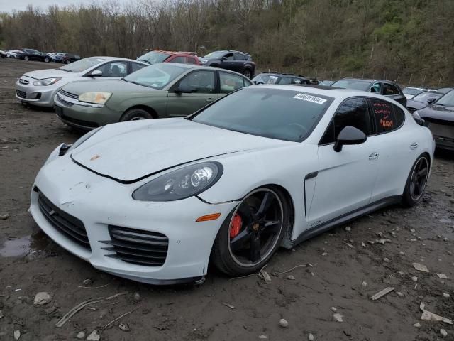 2016 Porsche Panamera GTS