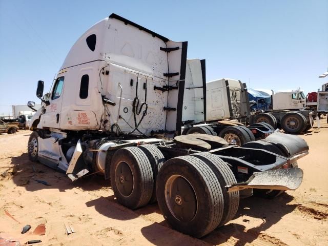 2022 Freightliner Cascadia 126