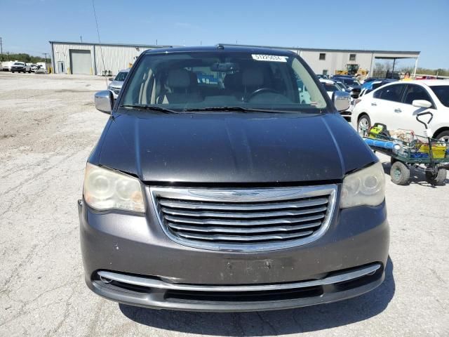 2011 Chrysler Town & Country Limited