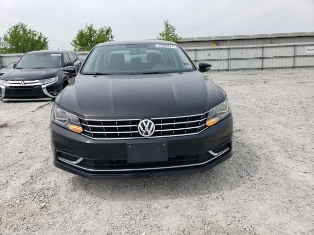 2016 Volkswagen Passat S