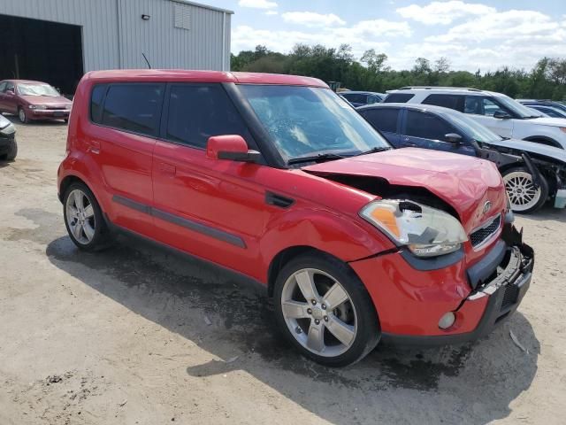 2010 KIA Soul +