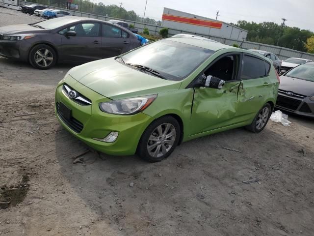 2012 Hyundai Accent GLS