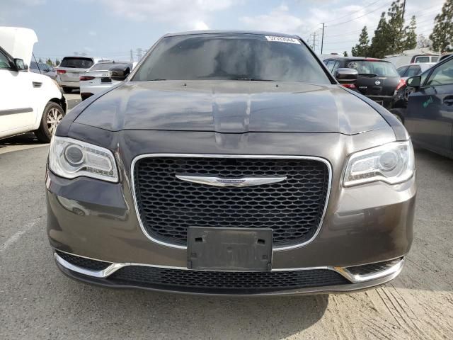 2017 Chrysler 300 Limited