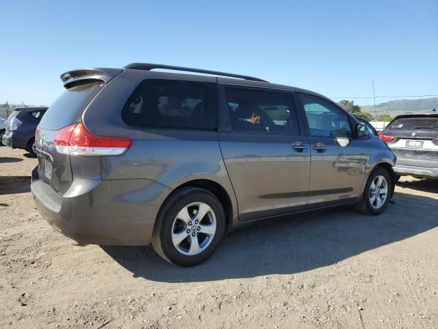 2012 Toyota Sienna LE