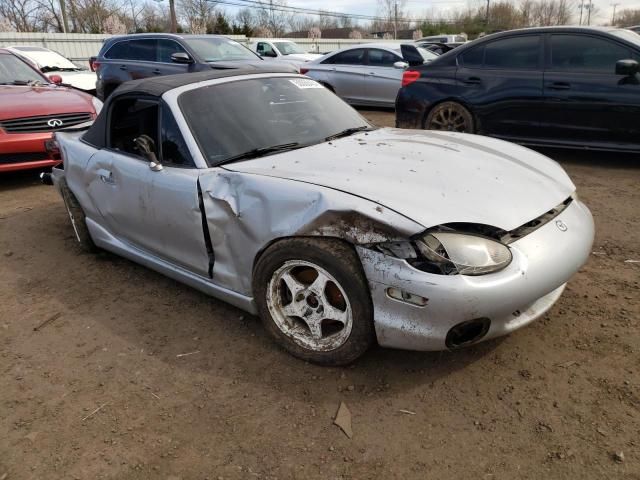 2000 Mazda MX-5 Miata Base