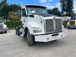 Kenworth Vehiculos salvage en venta: 2017 Kenworth Construction