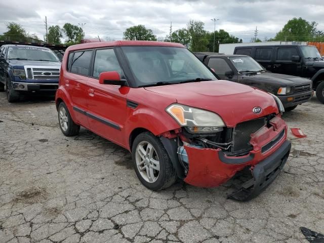 2010 KIA Soul +