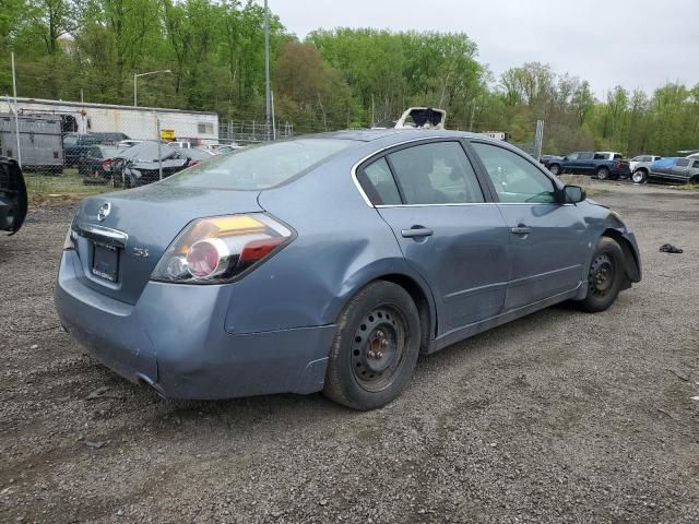 2010 Nissan Altima Base