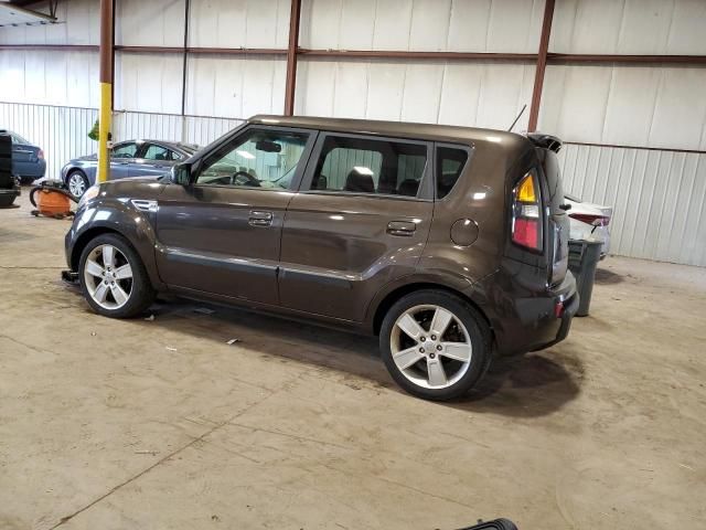 2010 KIA Soul +