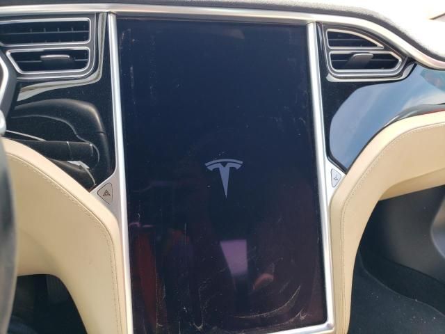 2015 Tesla Model S 70D