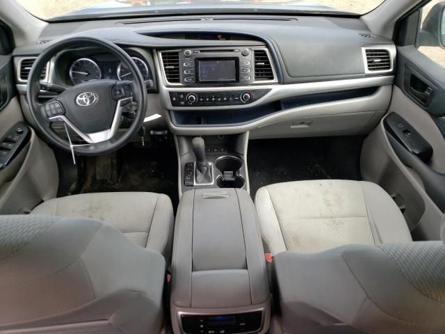 2016 Toyota Highlander LE