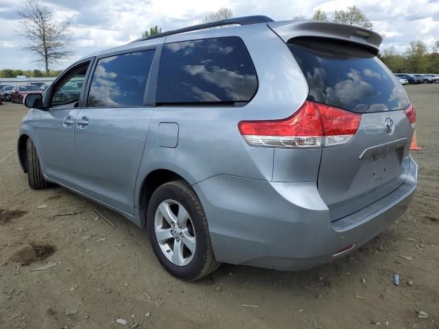 2011 Toyota Sienna LE