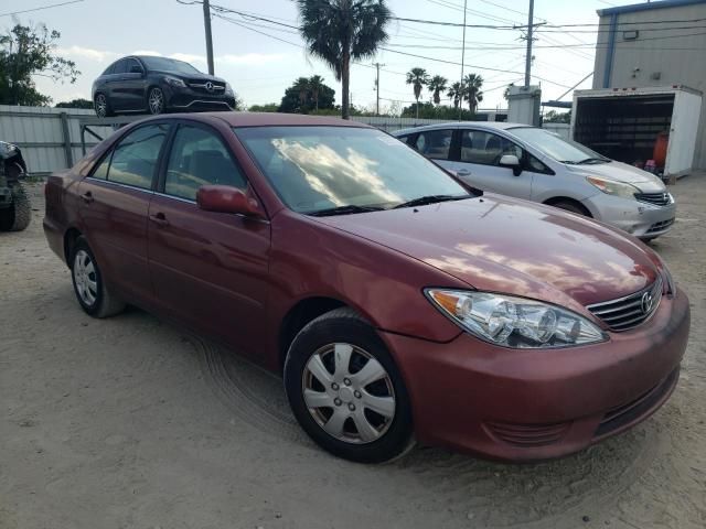 2005 Toyota Camry LE