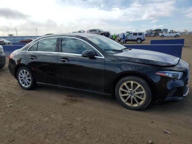 2019 Mercedes-Benz A 220