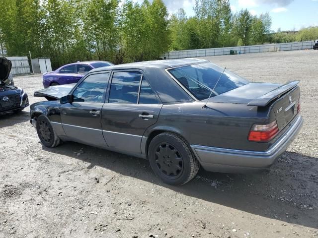 1994 Mercedes-Benz E 320