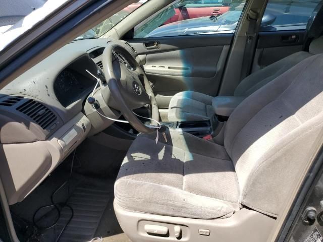 2004 Toyota Camry LE