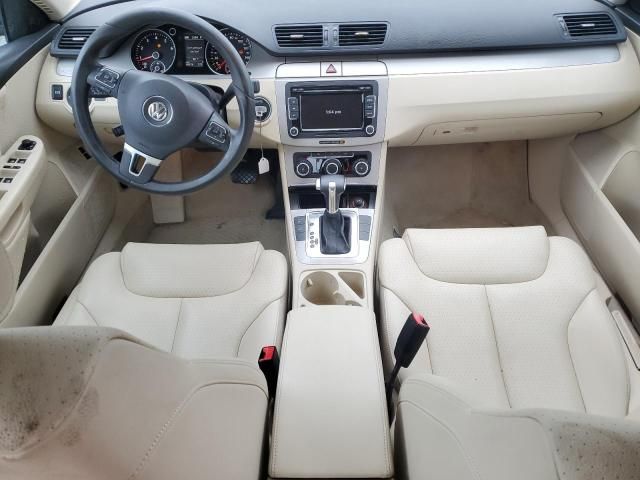 2010 Volkswagen Passat Komfort