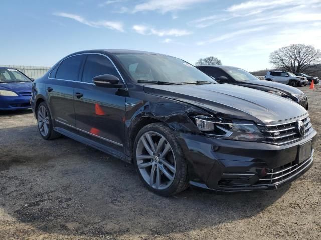 2017 Volkswagen Passat R-Line