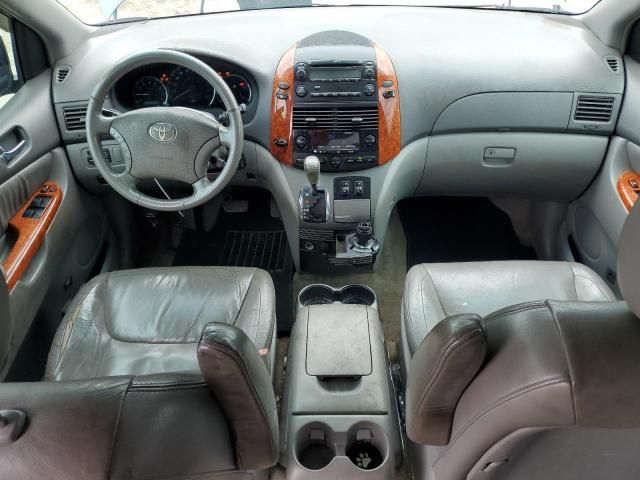 2008 Toyota Sienna XLE